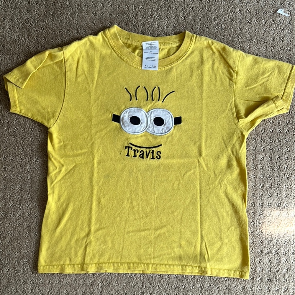 Mino custom Travis t shirt kids size S